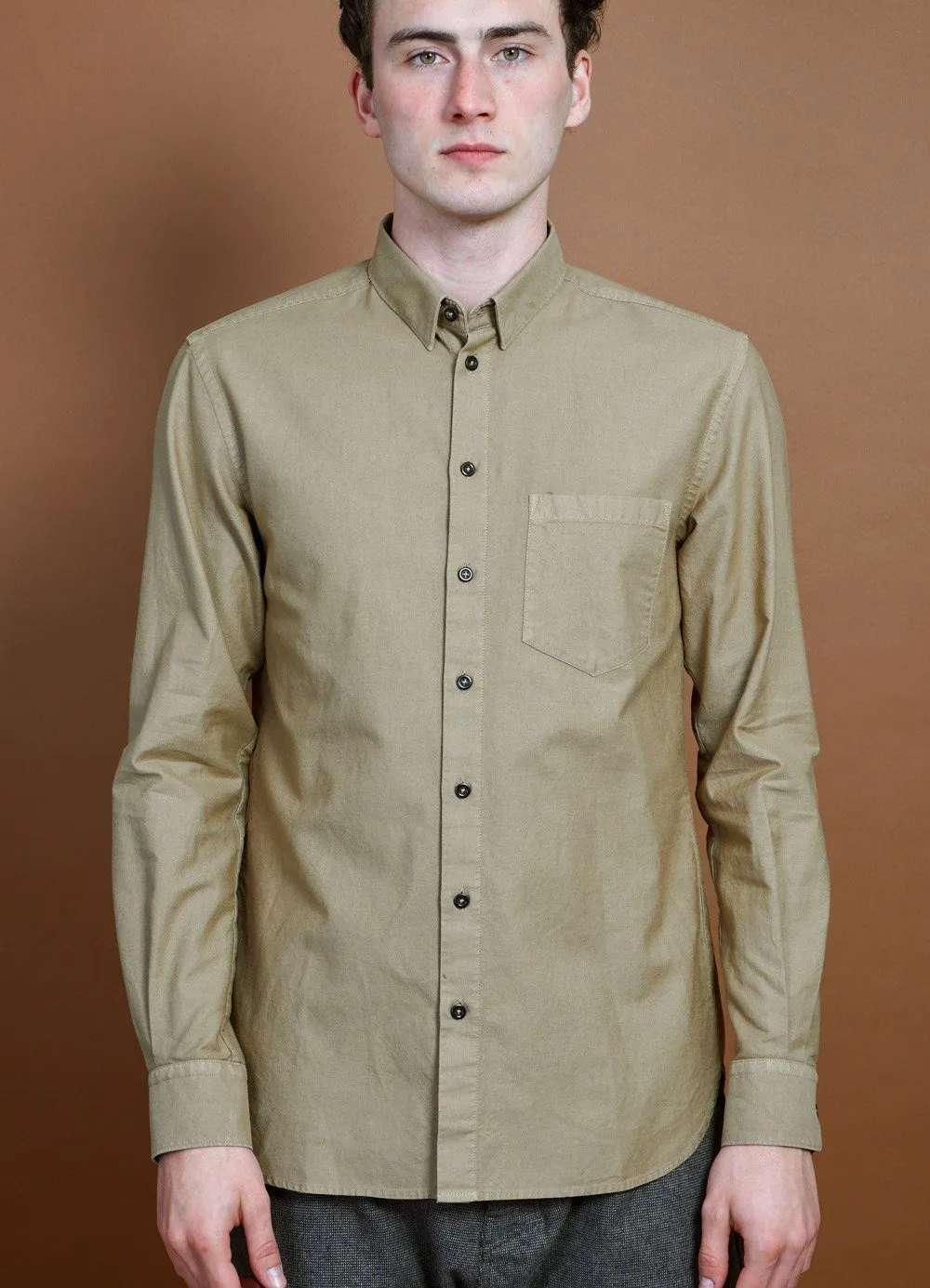 HAAKON | Hidden Button Down Shirt | Gobi