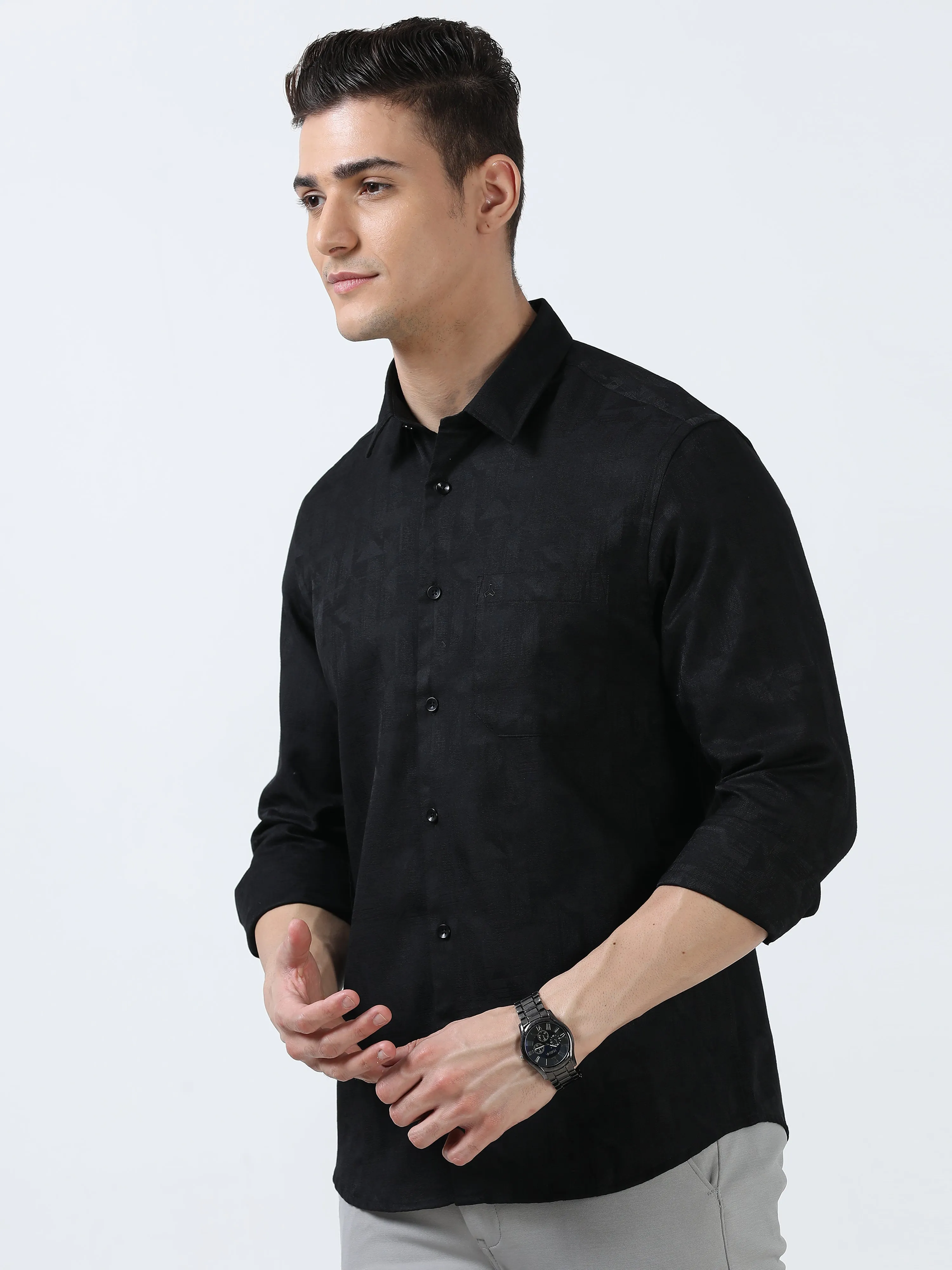 MEN'S BLACK-SOLID SLIM FIT SHIRT