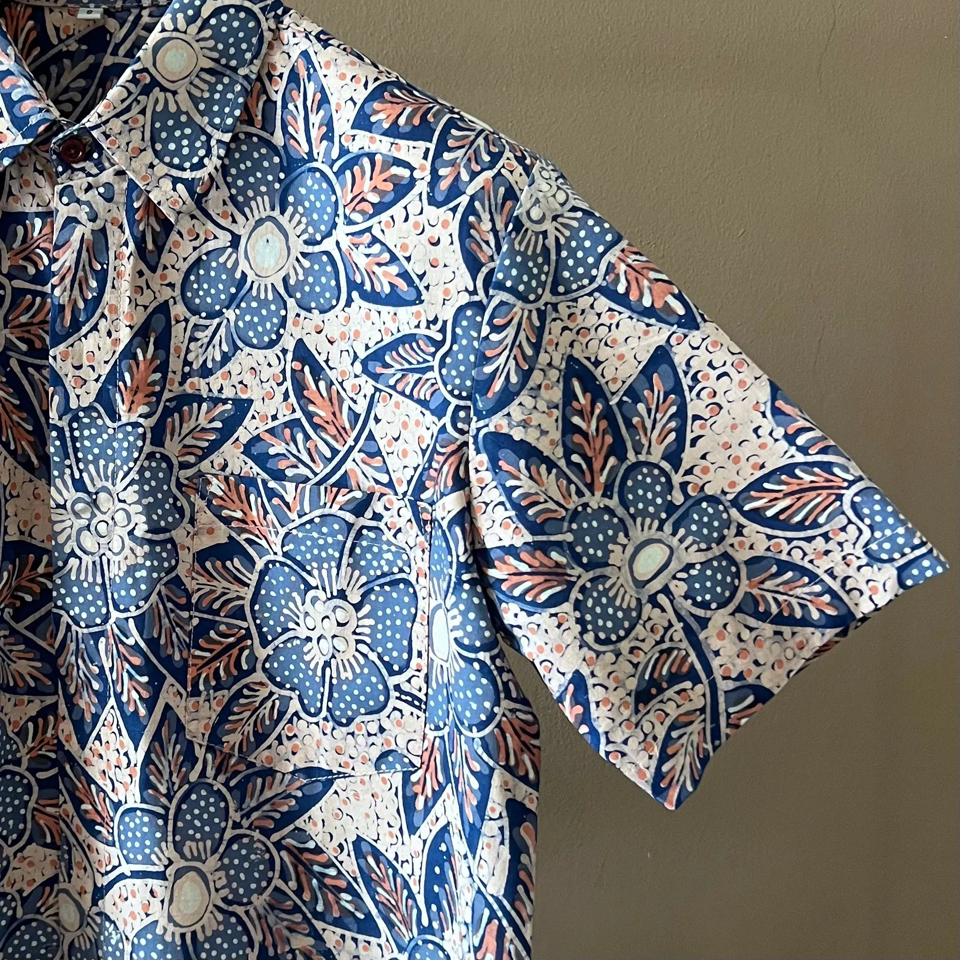 Premium Batik Tulis Select Men's Shirt - S